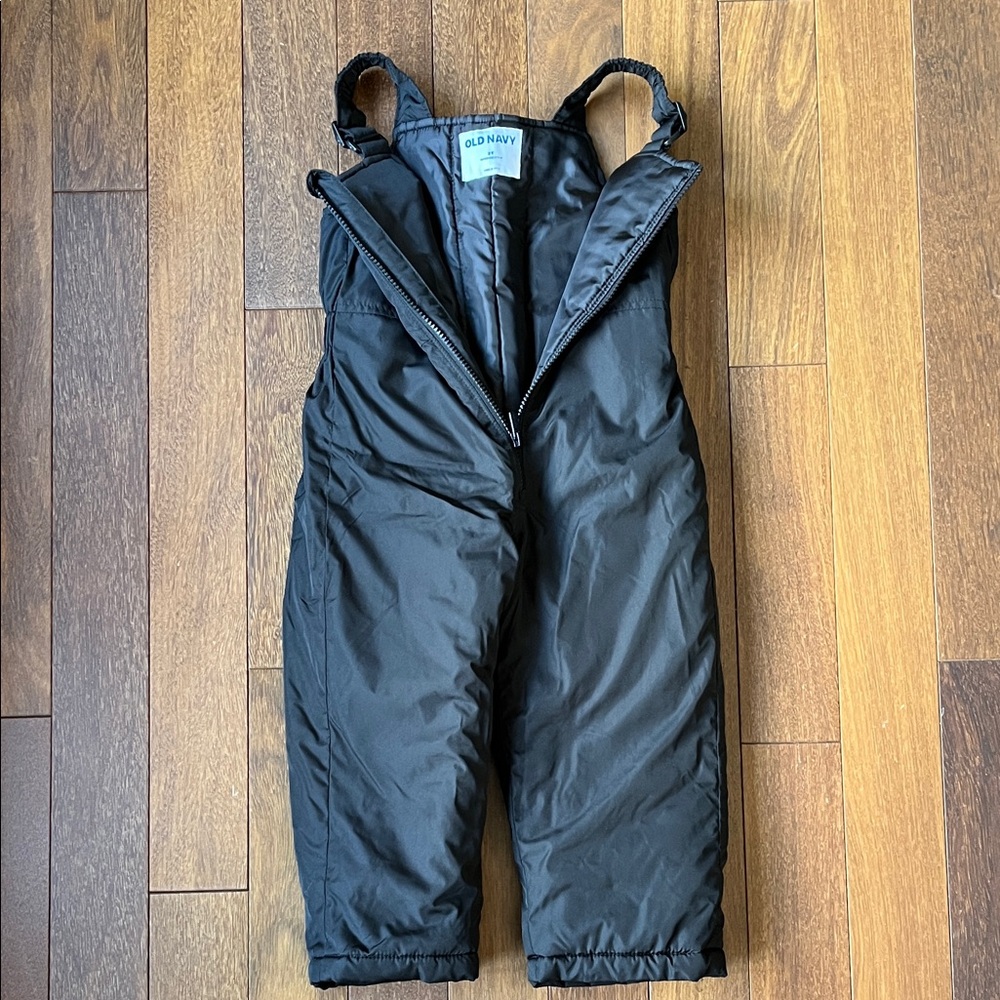 Old Navy Black Kids snow pants